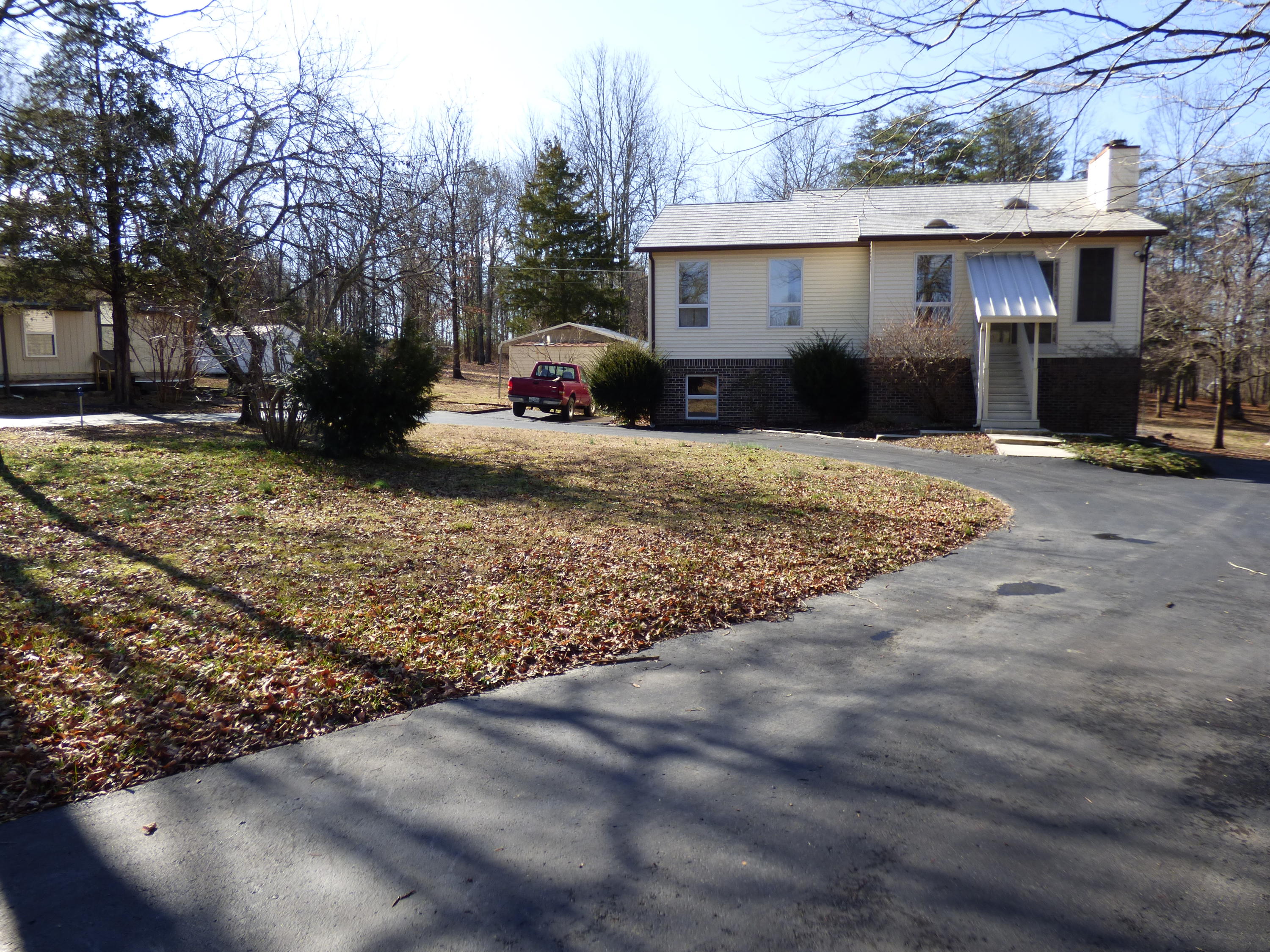 611 Gordon Road Crossville, TN 38572 - Photo 29 of 40 P1030819