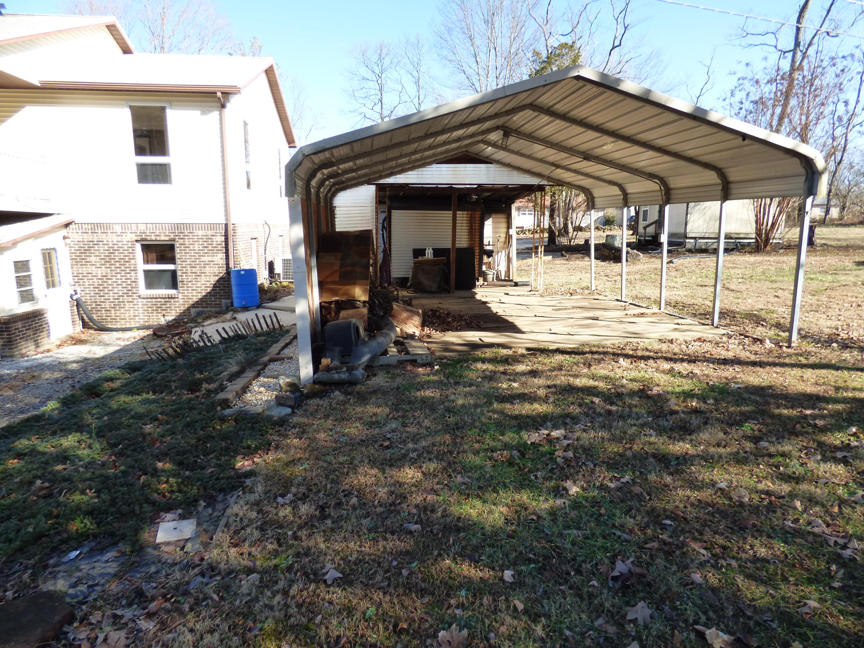 611 Gordon Road Crossville, TN 38572 - Photo 35 of 40 P1030812