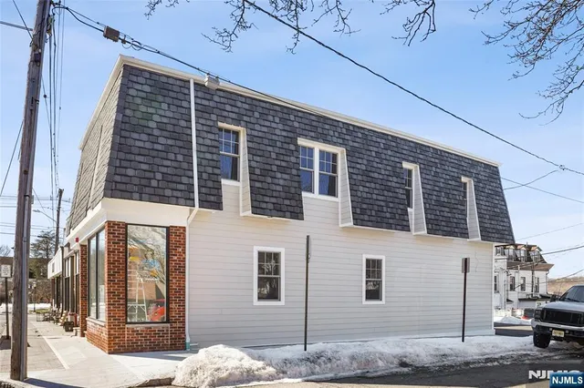 a view of a building entrance