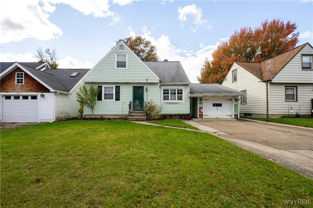 $199,900 | 248 Kirkwood Drive, West Seneca, NY 14224