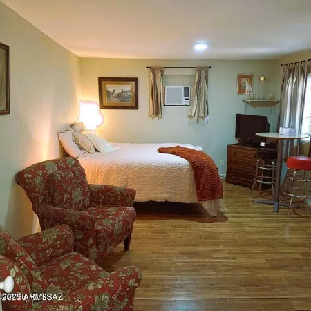 $1,950 | 506 Tombstone Canyon, Bisbee, AZ 85603
