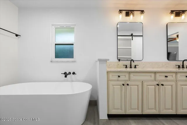 $859,900 | 808 Puesta Del Sol Plaza, Indialantic, FL 32903