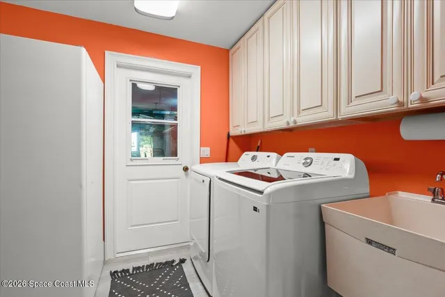 $859,900 | 808 Puesta Del Sol Plaza, Indialantic, FL 32903