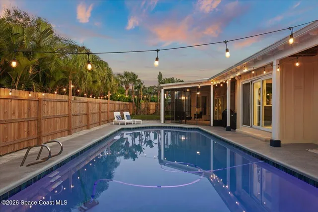 $859,900 | 808 Puesta Del Sol Plaza, Indialantic, FL 32903