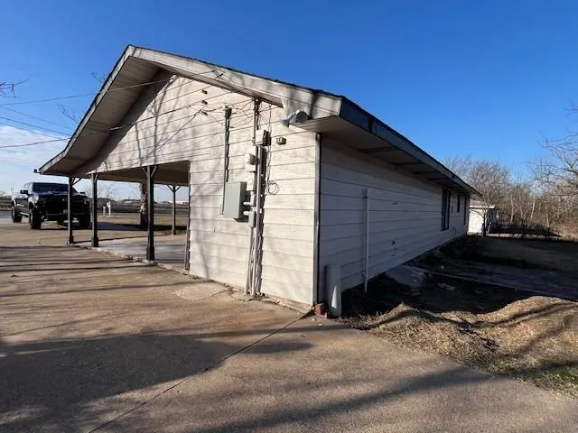 $1,799 | 5706 Lee Street, Greenville, TX 75401