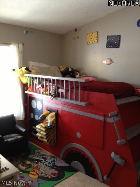 6403 Summers Road Windsor, OH 44099 - Photo 17 of 19