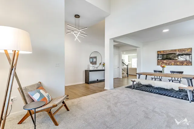 $600,000 | 1828 Coralito Lane, Elgin, IL 60124