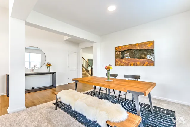 $600,000 | 1828 Coralito Lane, Elgin, IL 60124