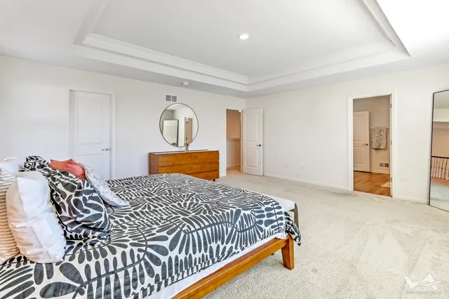 $600,000 | 1828 Coralito Lane, Elgin, IL 60124