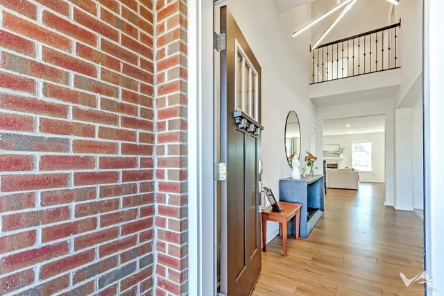 $600,000 | 1828 Coralito Lane, Elgin, IL 60124