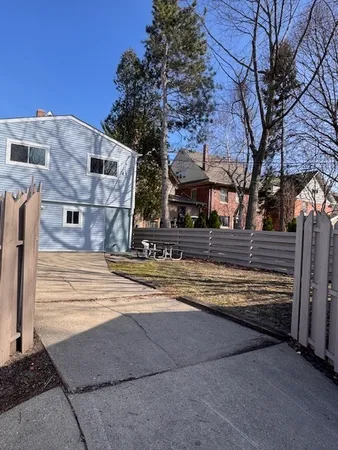 $4,200 | 1846 Wesley Avenue, Unit 2, Evanston, IL 60201
