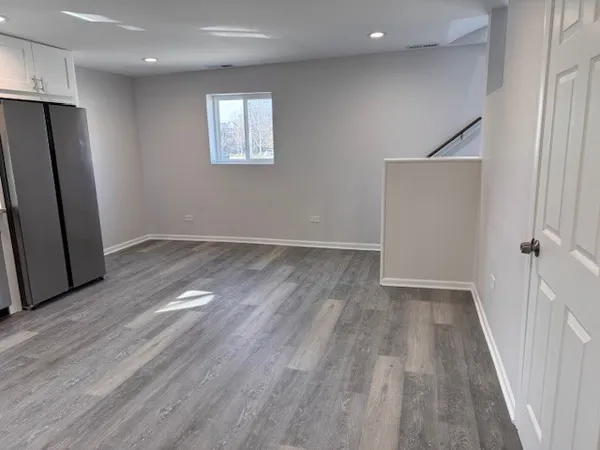$4,200 | 1846 Wesley Avenue, Unit 2, Evanston, IL 60201