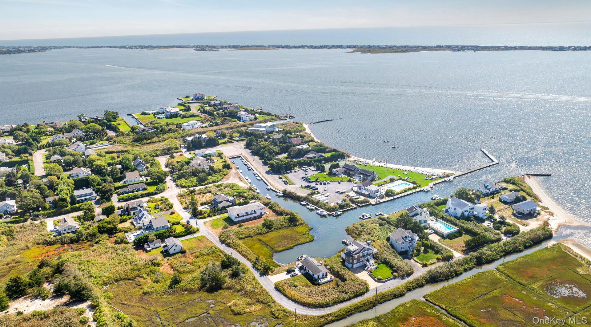 14 Bayview Road Remsenburg, NY 11960 - Photo 2 of 16