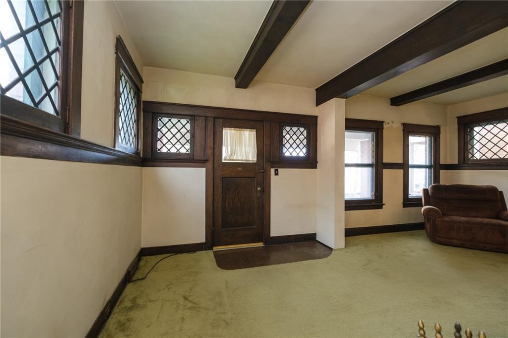 14 Oakwood Road Pittsburgh, PA 15205 - Photo 4 of 24 Gallery Image 4