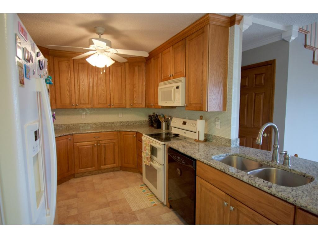 347 Rolling Hills Road Erwin, TN 37650 - Photo 3 of 36 Photo 3
