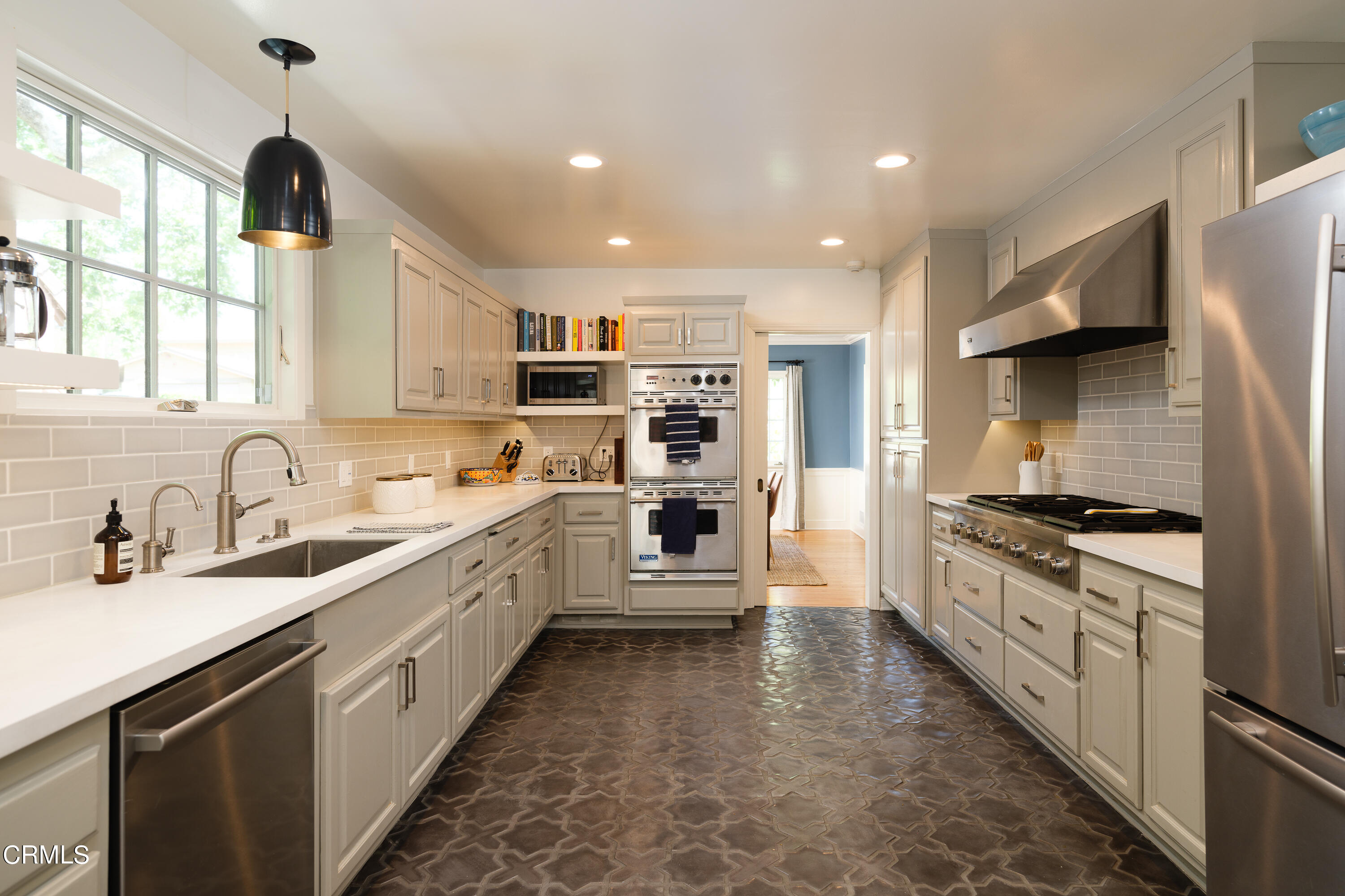 2295 Norwic Place Altadena, CA 91001 - Photo 15 of 60 a large kitchen with stainless steel appliances granite countertop a lot of counter space and a sink