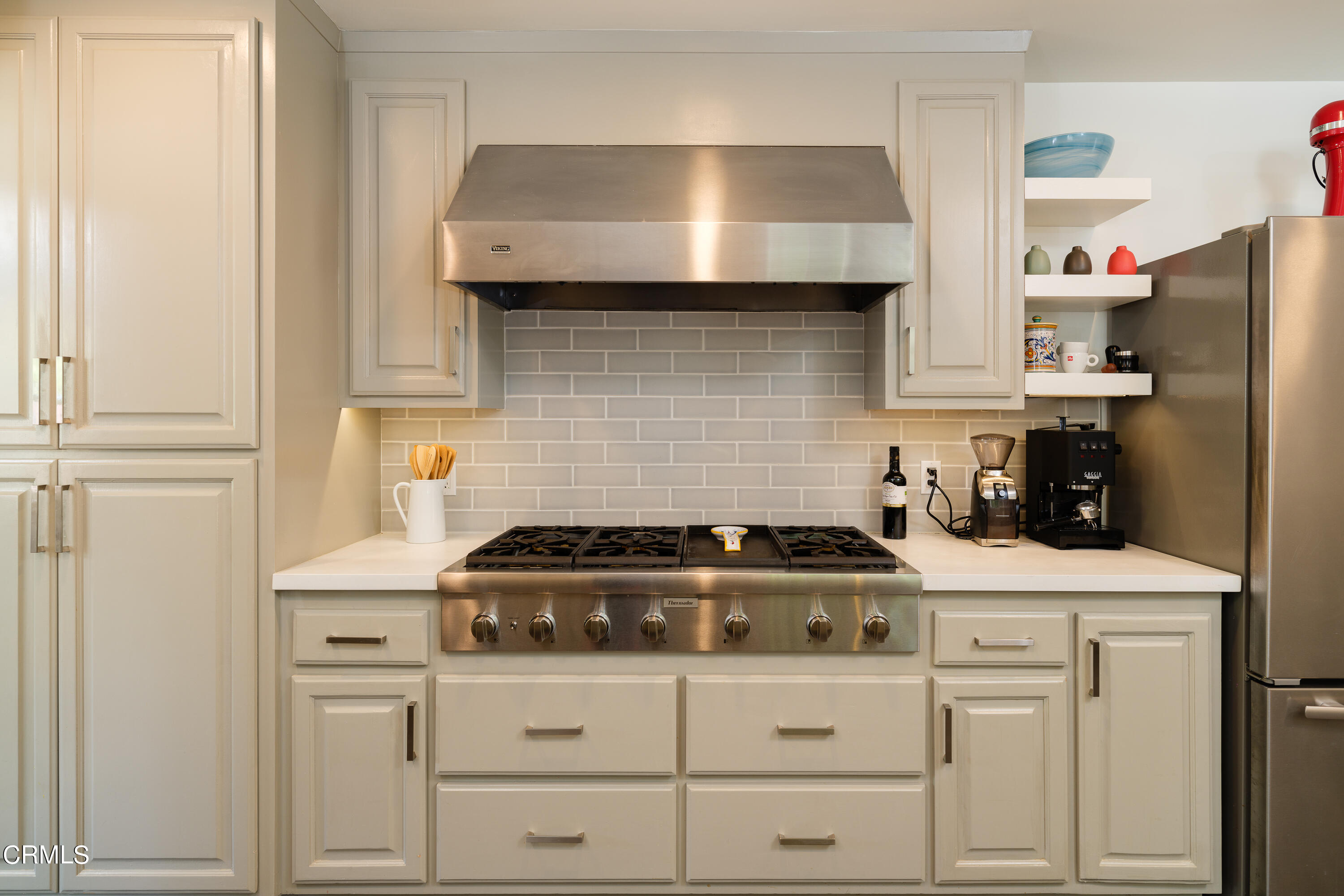 2295 Norwic Place Altadena, CA 91001 - Photo 16 of 60 a stove top oven sitting inside of a kitchen