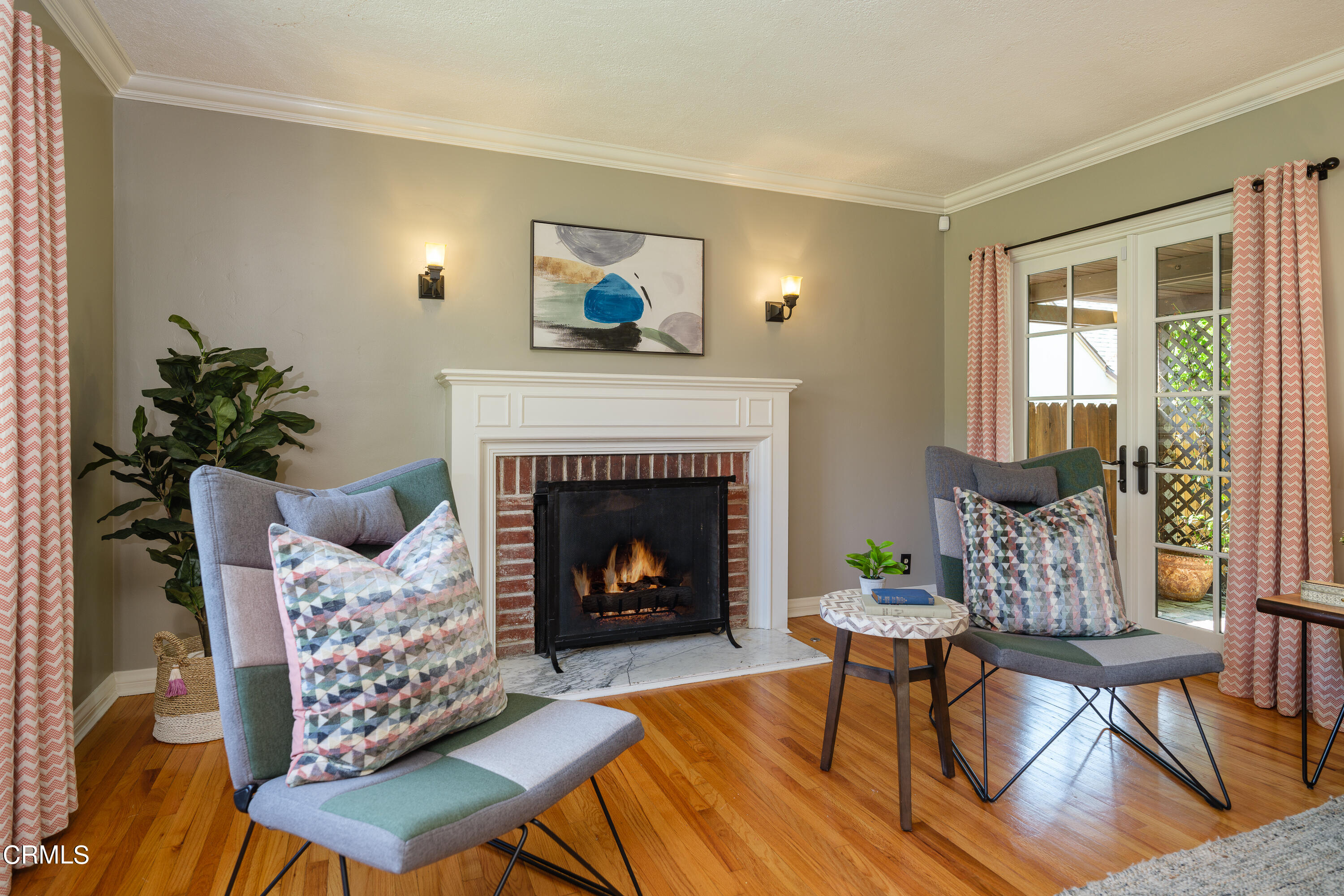 2295 Norwic Place Altadena, CA 91001 - Photo 6 of 60 a living room with furniture and a fireplace