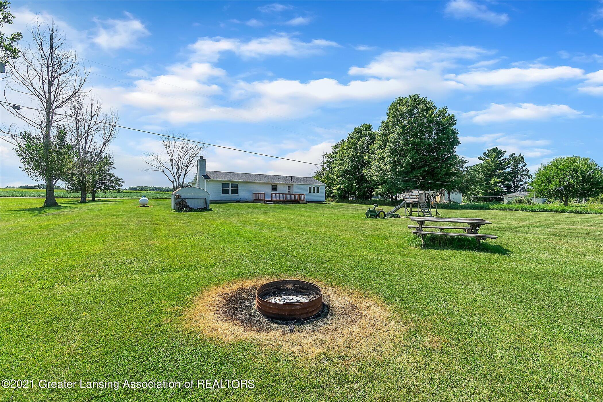 5090 Nichols Road Mason, MI 48854 - Photo 29 of 30 32-32