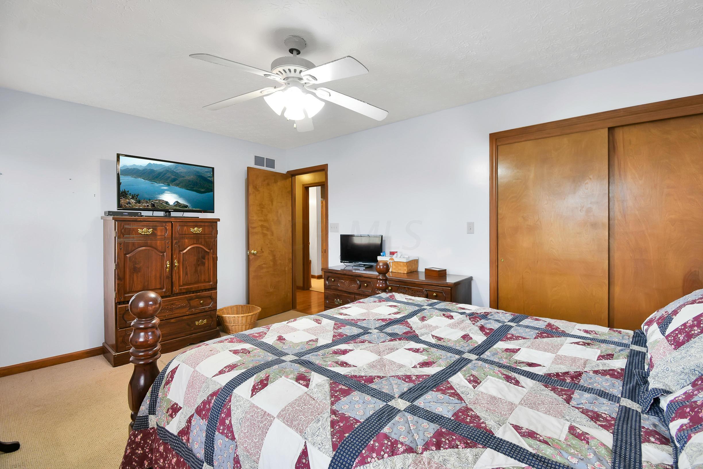 2333 Pickerington Road Carroll, OH 43112 - Photo 25 of 43 Gallery Image 25