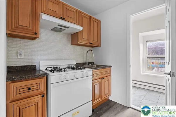 $450,000 | 1113 Ferry Street, Easton, PA 18042