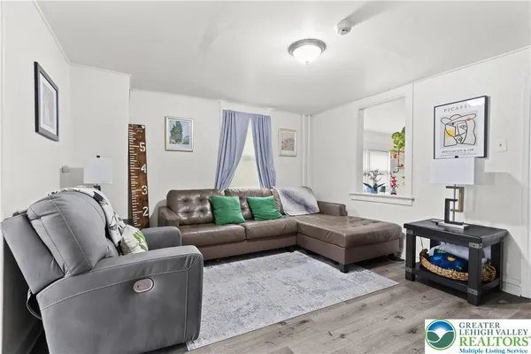 $450,000 | 1113 Ferry Street, Easton, PA 18042