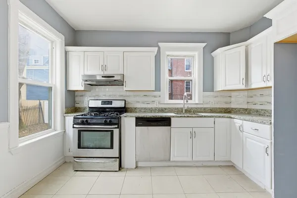 $1,250,000 | 9 Edwin Street, Boston, MA 02124