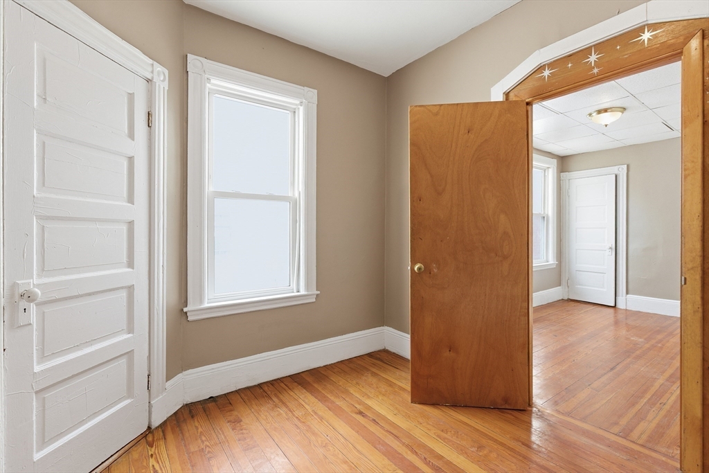 9 Edwin Street Boston, MA 02124 - Photo 26 of 39