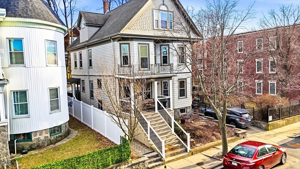 9 Edwin Street Boston, MA 02124 - Photo 3 of 39