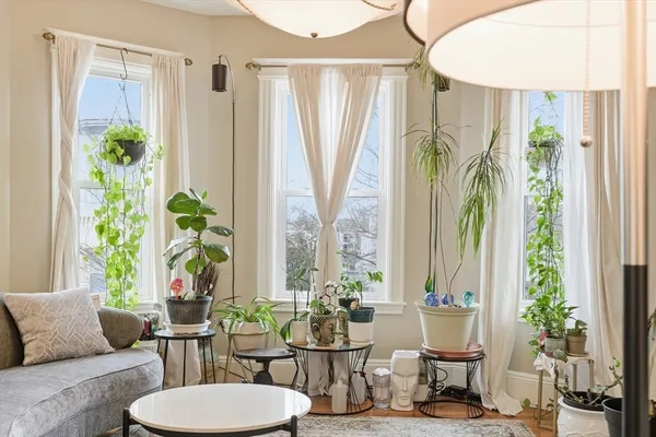 $1,250,000 | 9 Edwin Street, Boston, MA 02124