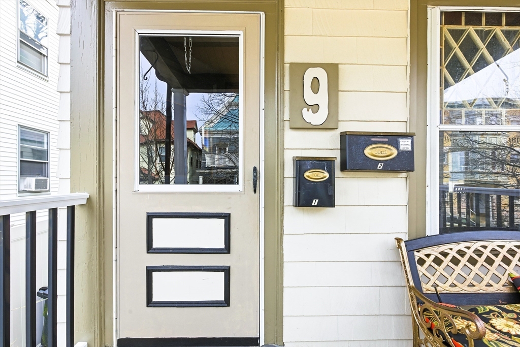 9 Edwin Street Boston, MA 02124 - Photo 5 of 39