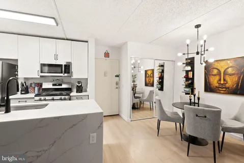 $235,000 | 60 South Van Dorn Street, Unit 306, Alexandria, VA 22304