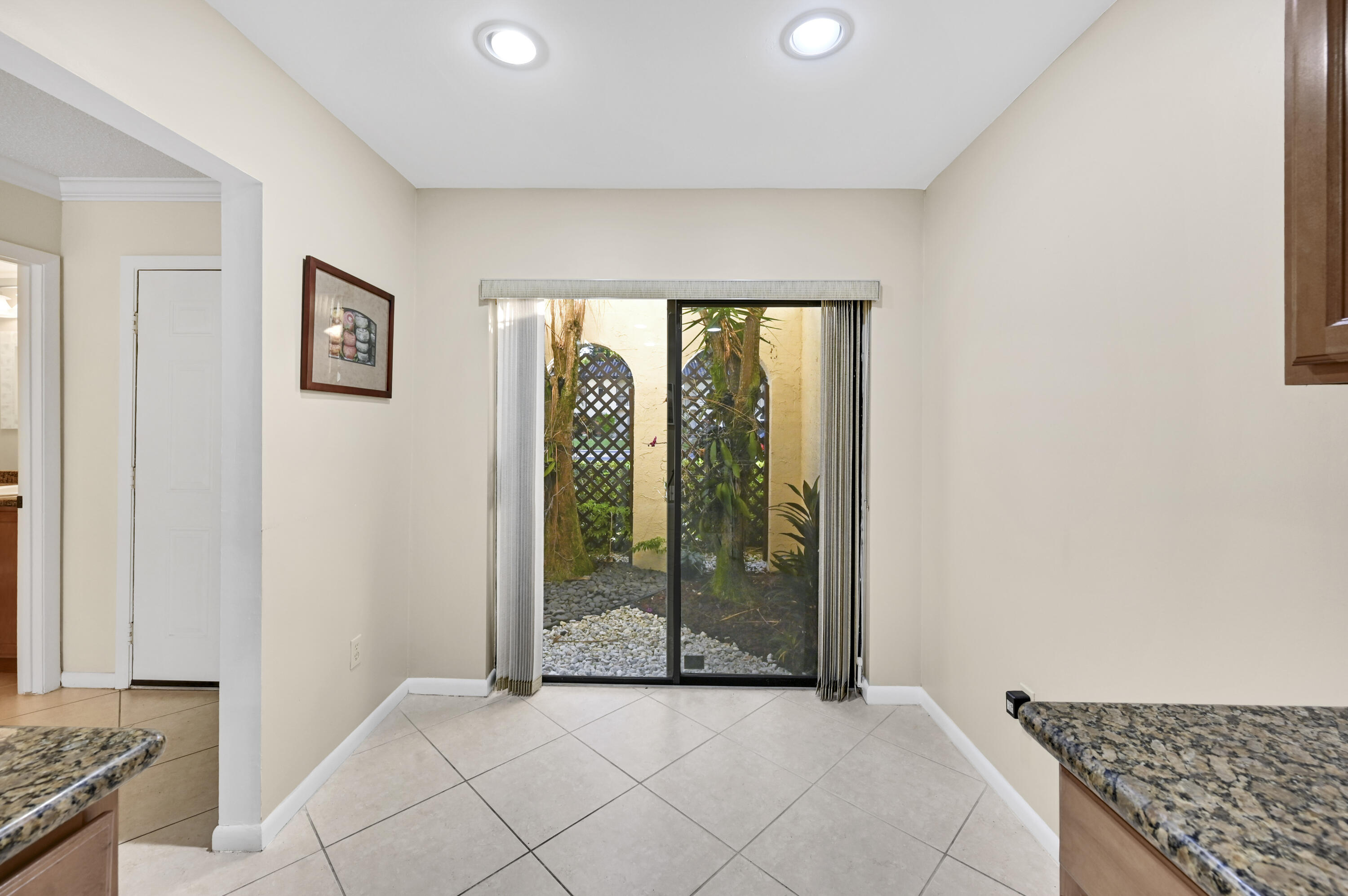 21863 Arriba Real, Unit 8G Boca Raton, FL 33433 - Photo 12 of 36 21863 Arriba Real 8G, Boca Raton, FL007