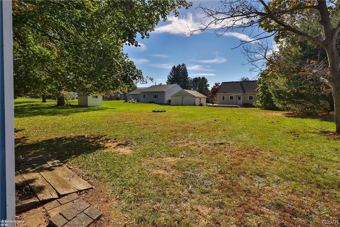 1671 Pleasant View Road Bethlehem, PA 18015 - Photo 23 of 25 Gallery Image 23