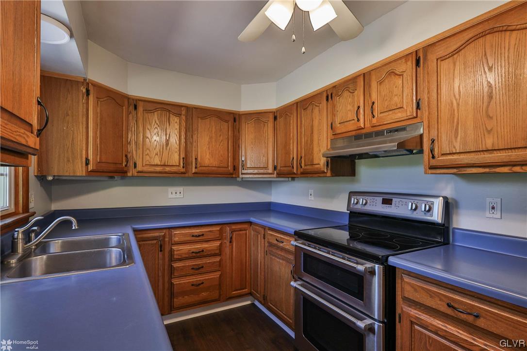 1671 Pleasant View Road Bethlehem, PA 18015 - Photo 10 of 25 Gallery Image 10