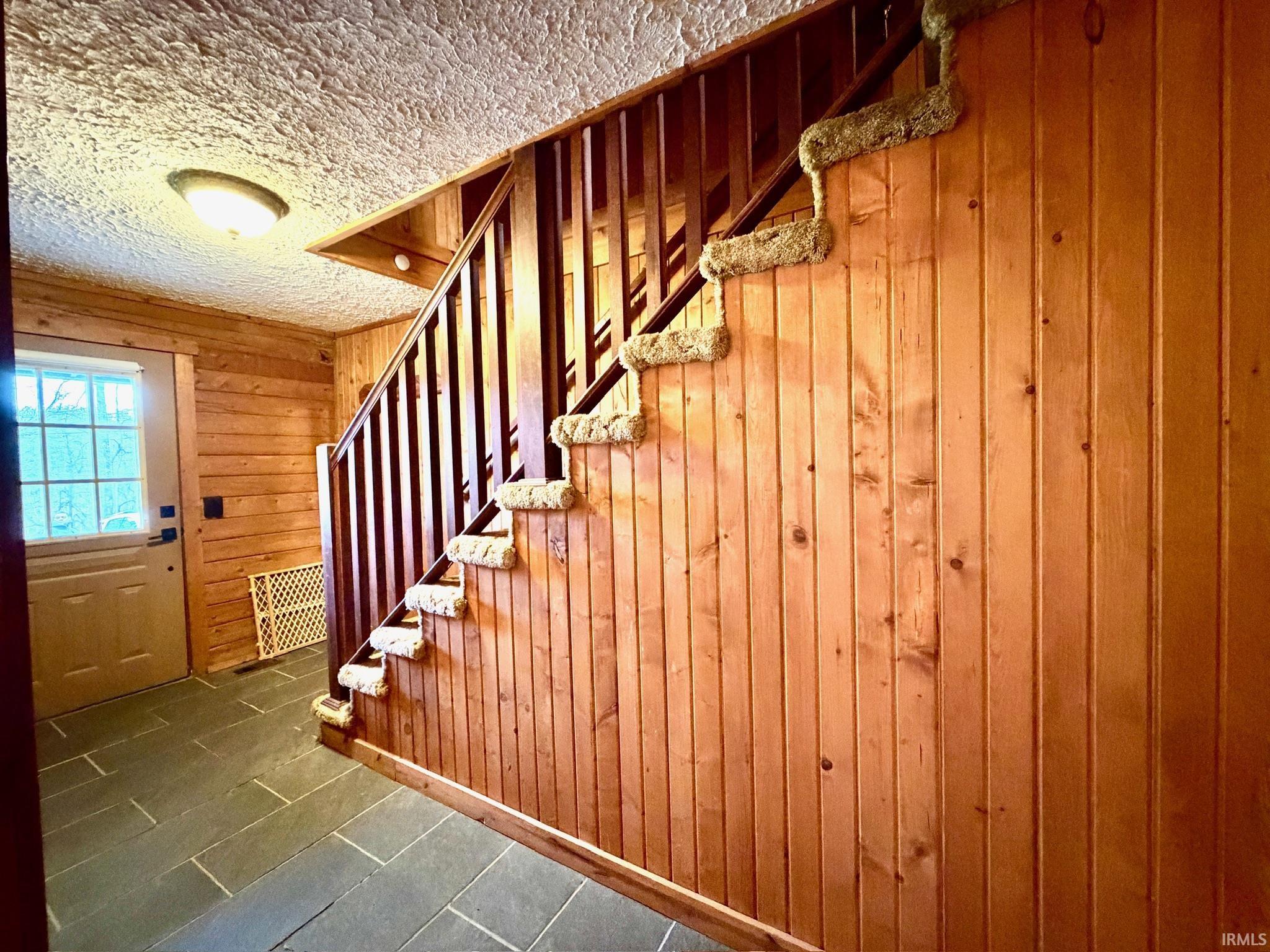 506 Thompson Lane Mitchell, IN 47446 - Photo 17 of 36