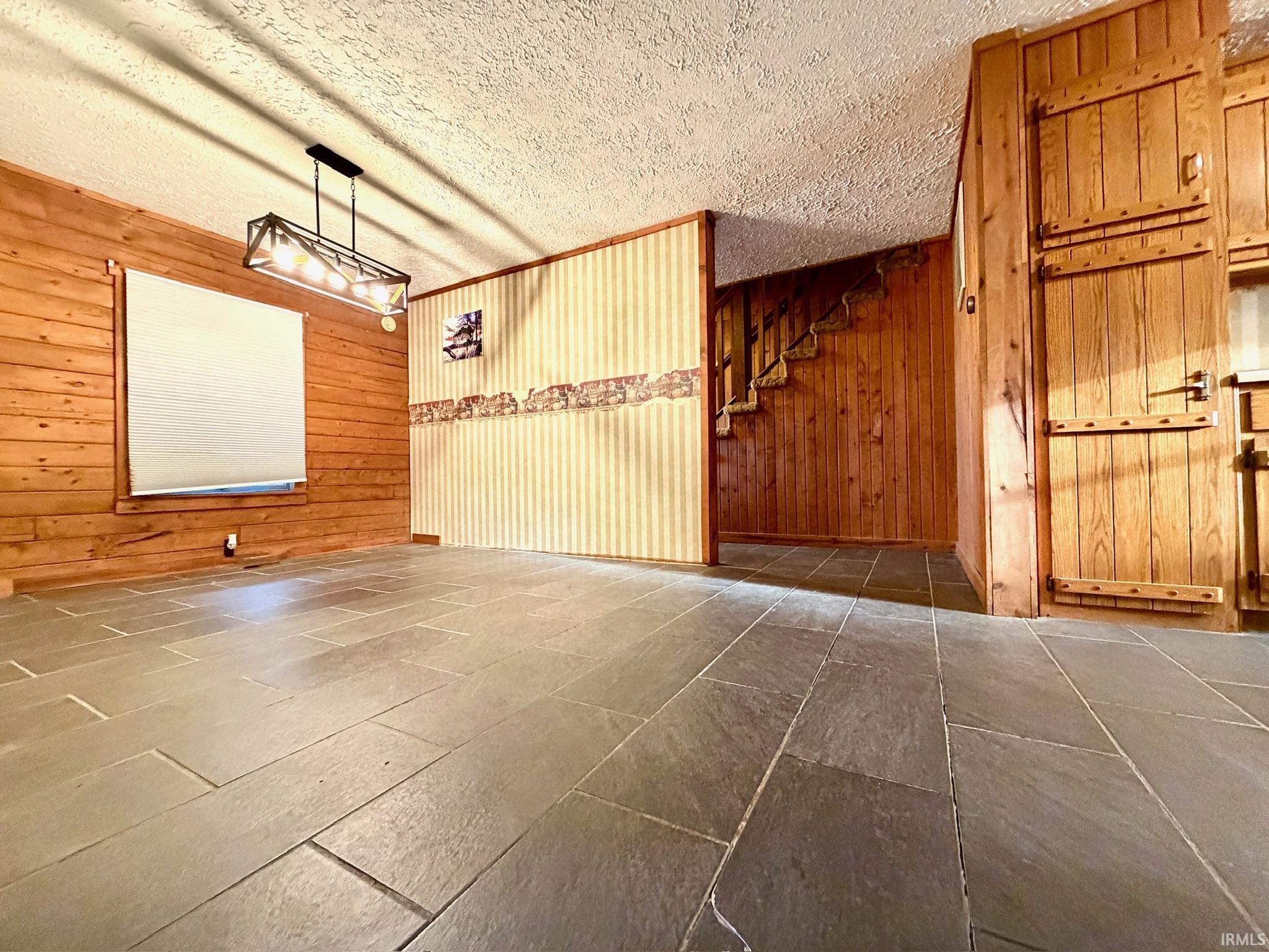 506 Thompson Lane Mitchell, IN 47446 - Photo 18 of 36