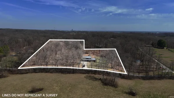 $369,900 | 506 Thompson Lane, Mitchell, IN 47446