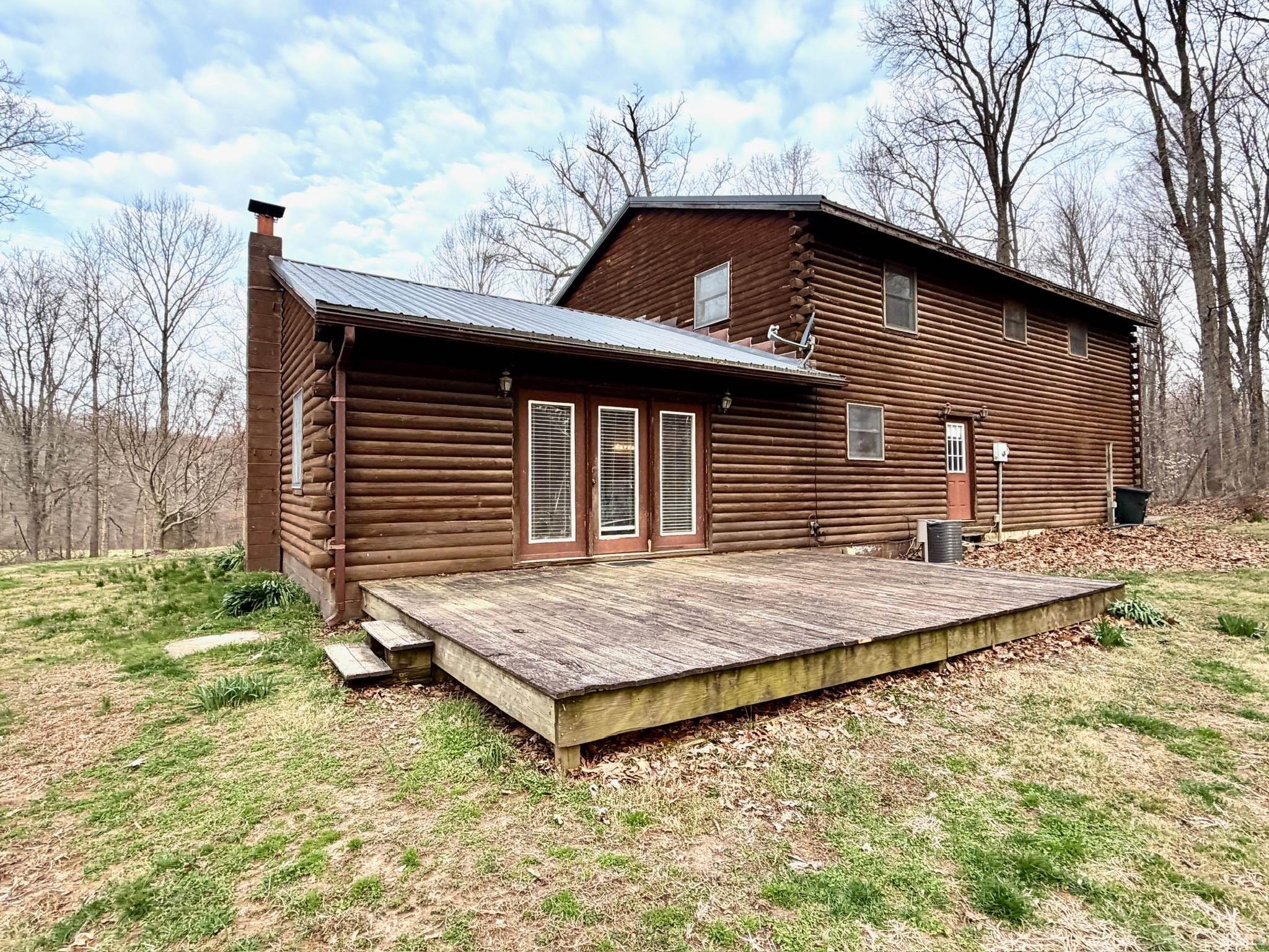 506 Thompson Lane Mitchell, IN 47446 - Photo 5 of 36