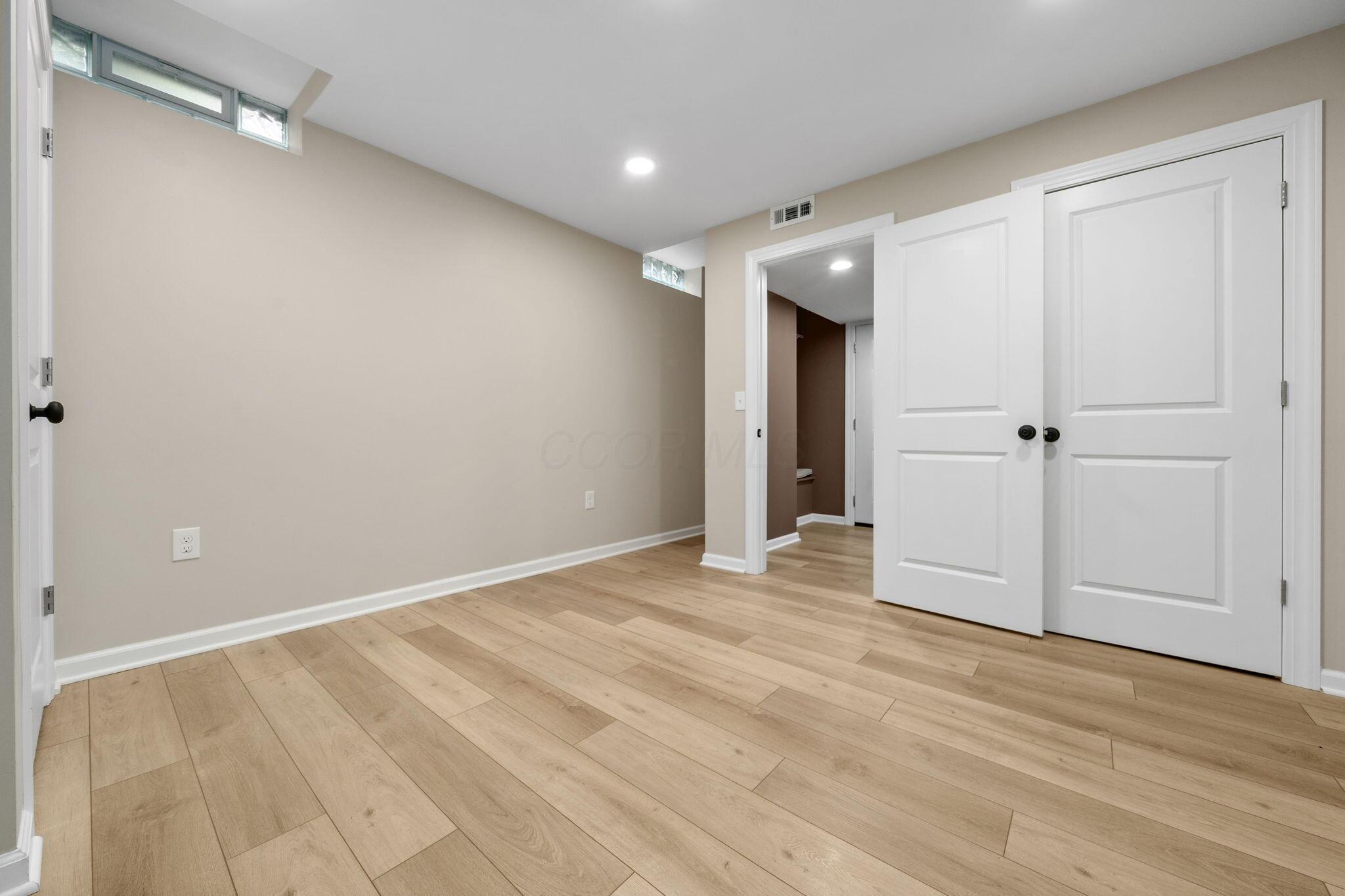 137 East Torrence Road Columbus, OH 43214 - Photo 50 of 68 53-web-or-mls-DSC02402