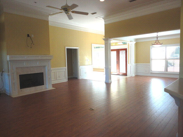 108 McIntosh Bluff Road Fairhope, AL 36532 - Photo 9 of 32 Liivng Room