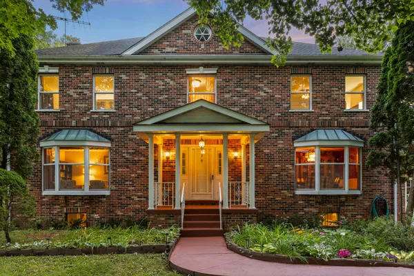 $719,900 | 43-w001 Empire Road, St. Charles, IL 60175