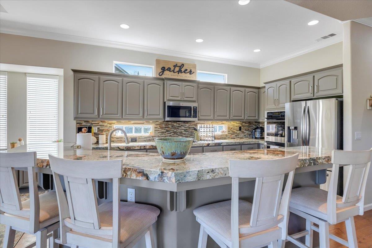 300 Rock Ridge Lane Copperopolis, CA 95228 - Photo 18 of 99 Dine at the counter and visit with the chef.