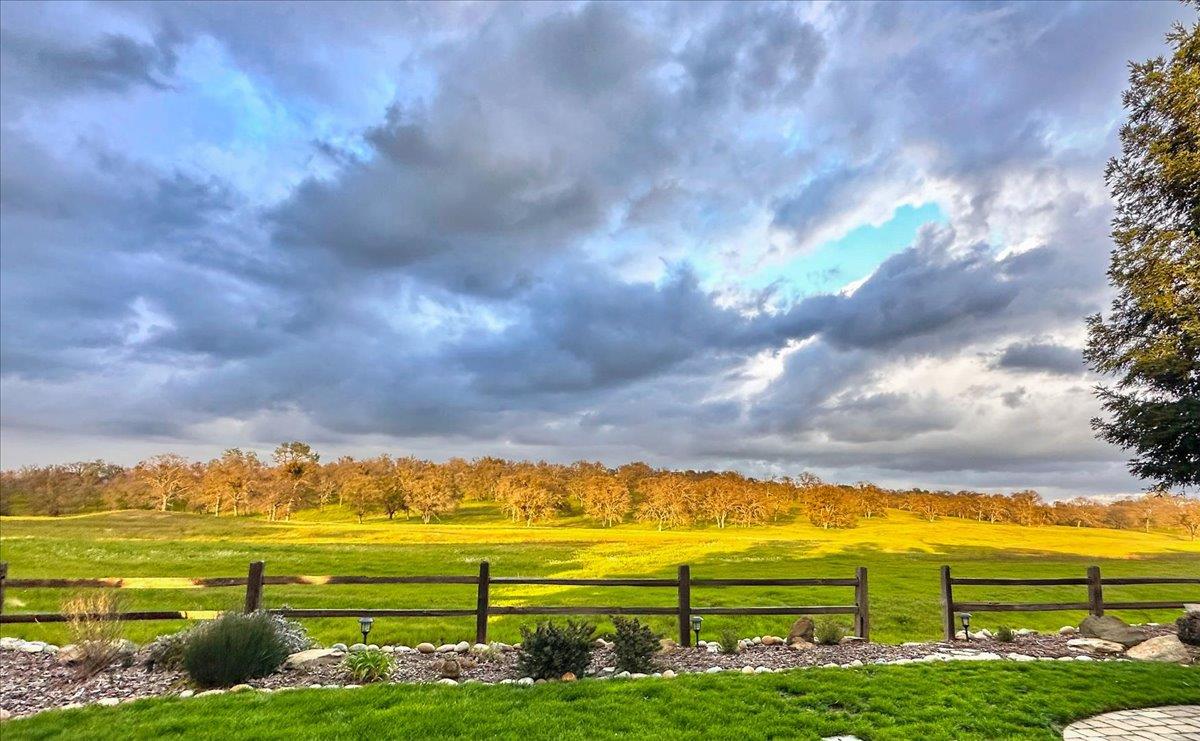 300 Rock Ridge Lane Copperopolis, CA 95228 - Photo 31 of 99 Beautiful year round!