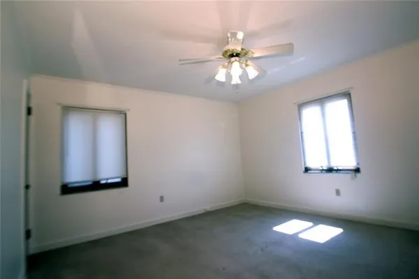 a view of empty room with window