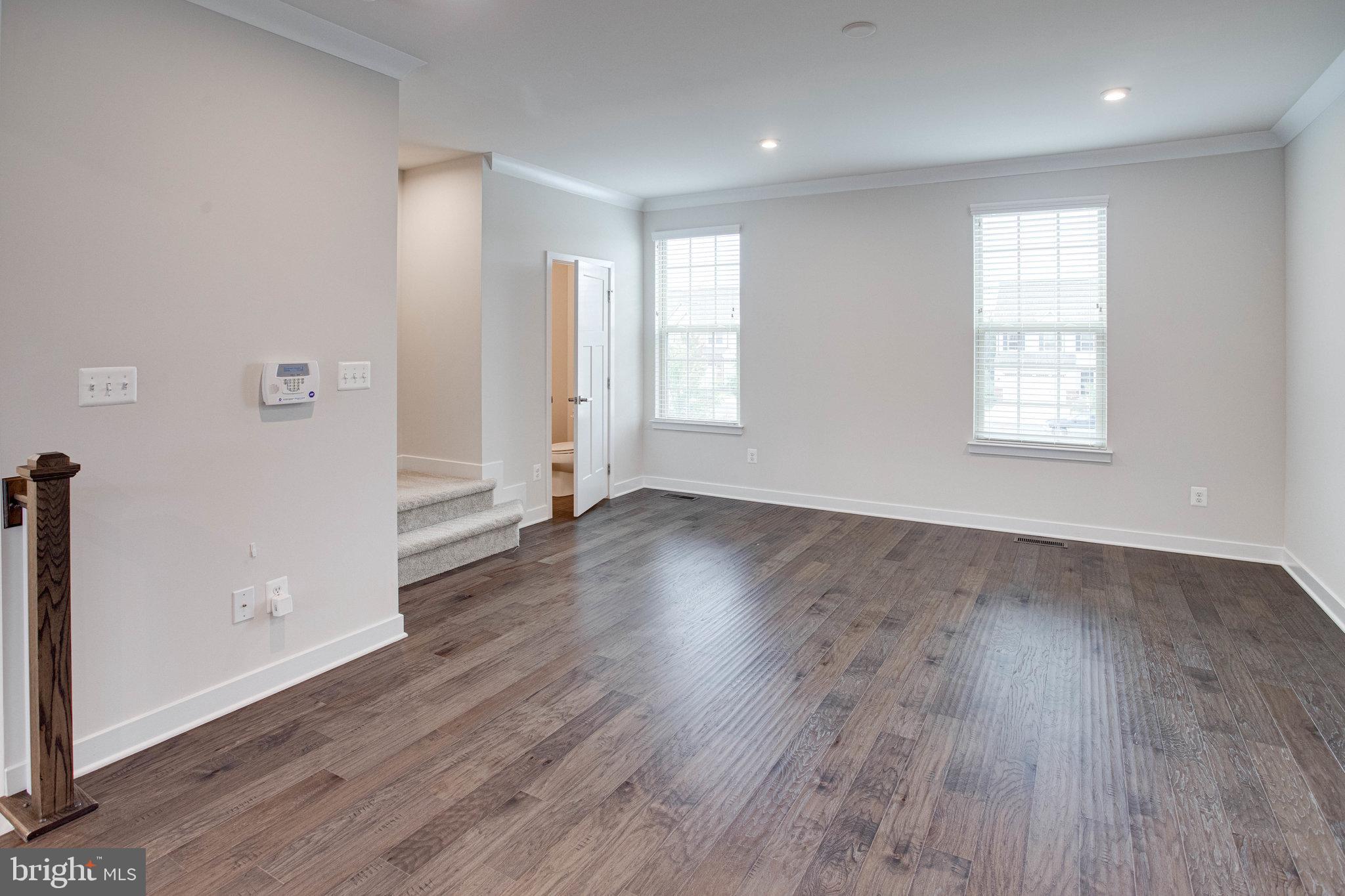 18125 Red Mulberry Road Dumfries, VA 22026 - Photo 18 of 40 Gallery Image 18