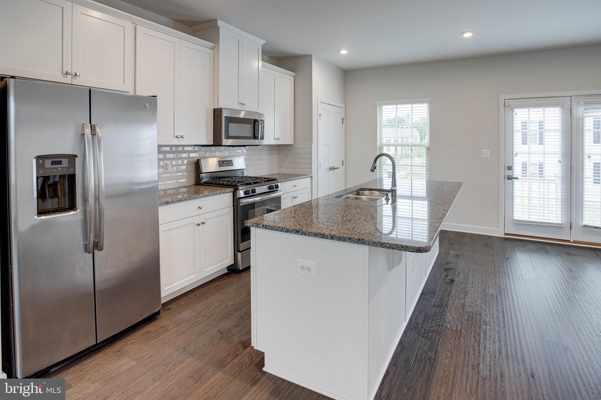 18125 Red Mulberry Road Dumfries, VA 22026 - Photo 10 of 40 Gallery Image 10