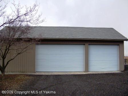 168002 McCreadie Road Grandview, WA 98930 - Photo 31 of 34