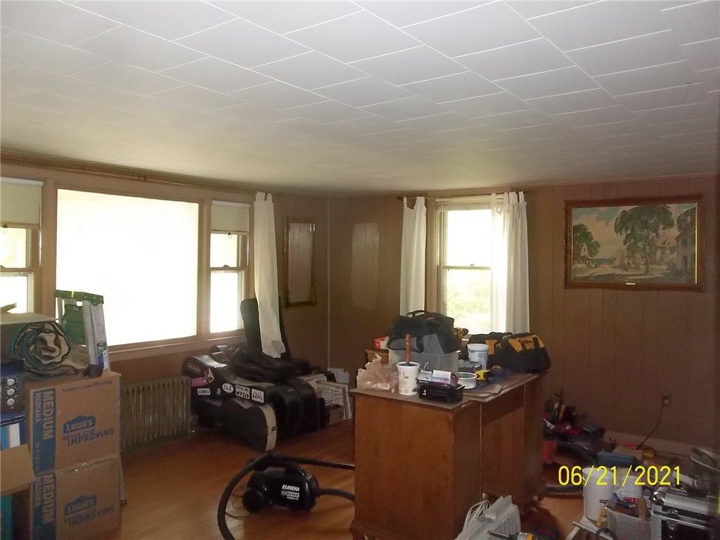 194 Spring Street Hopkinton, RI 02832 - Photo 4 of 15