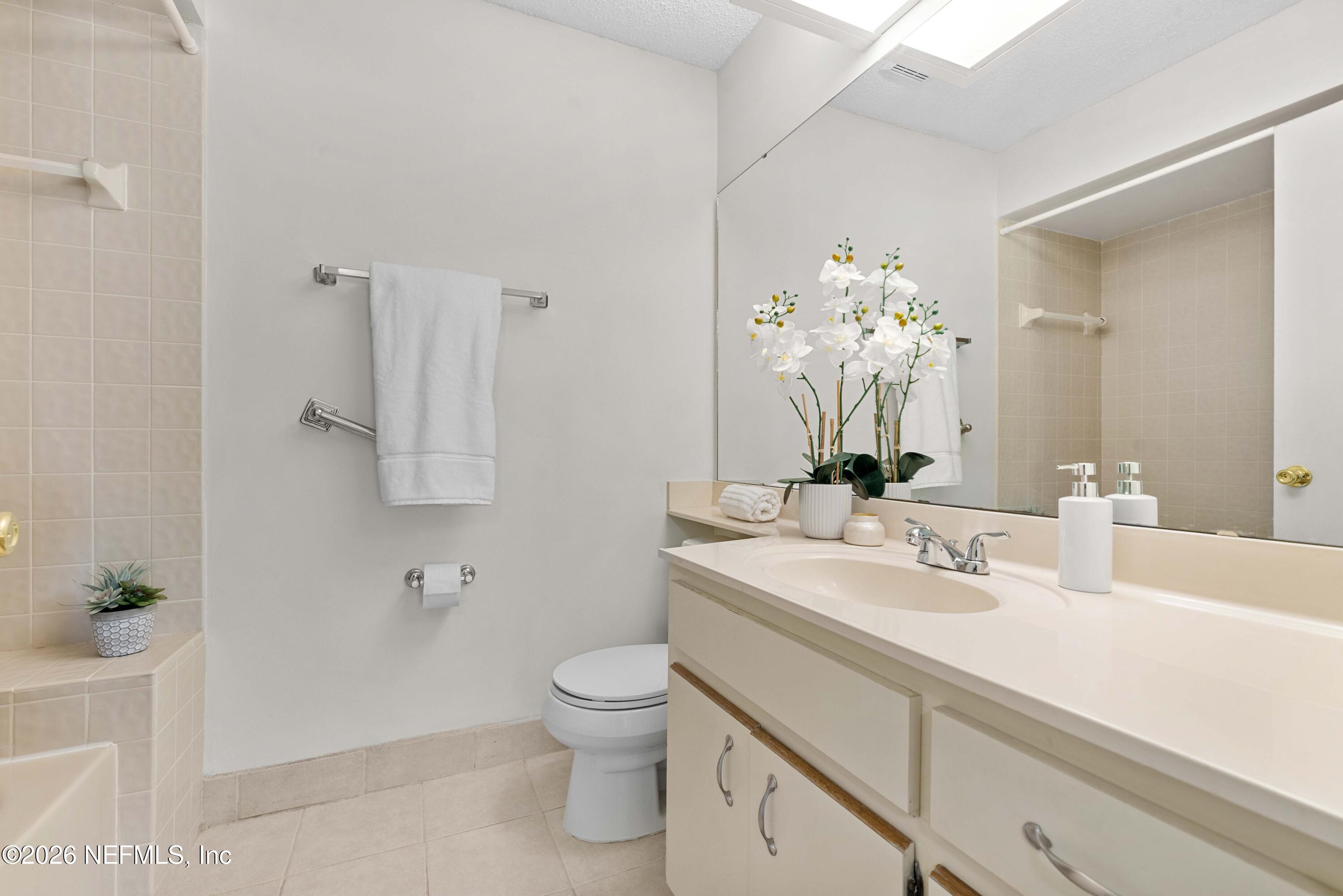 505 Tournament Road Ponte Vedra Beach, FL 32082 - Photo 25 of 50 Full Guest Bathroom